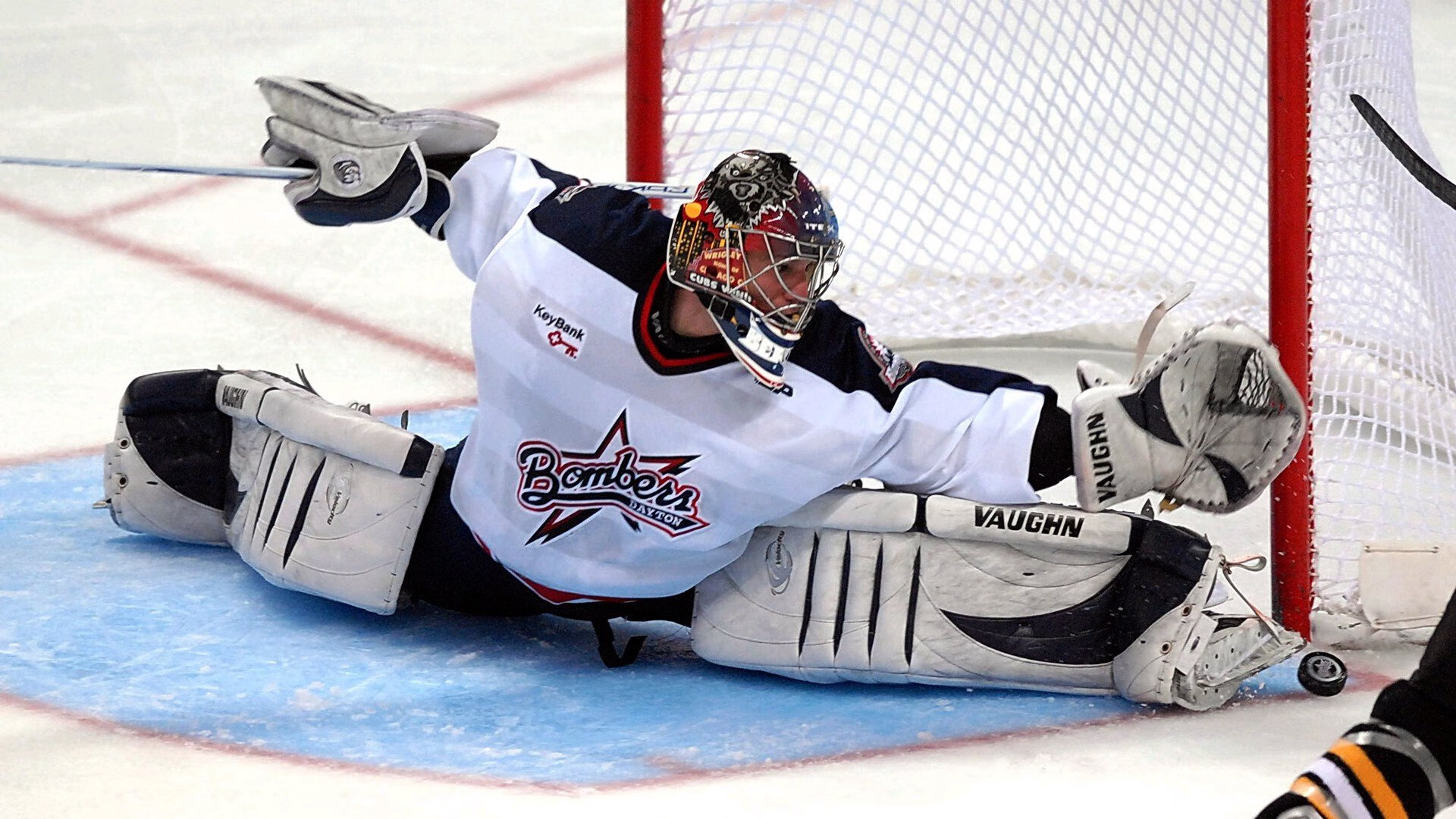 《英雄联盟》“未来之战”主题赛，创意无限！