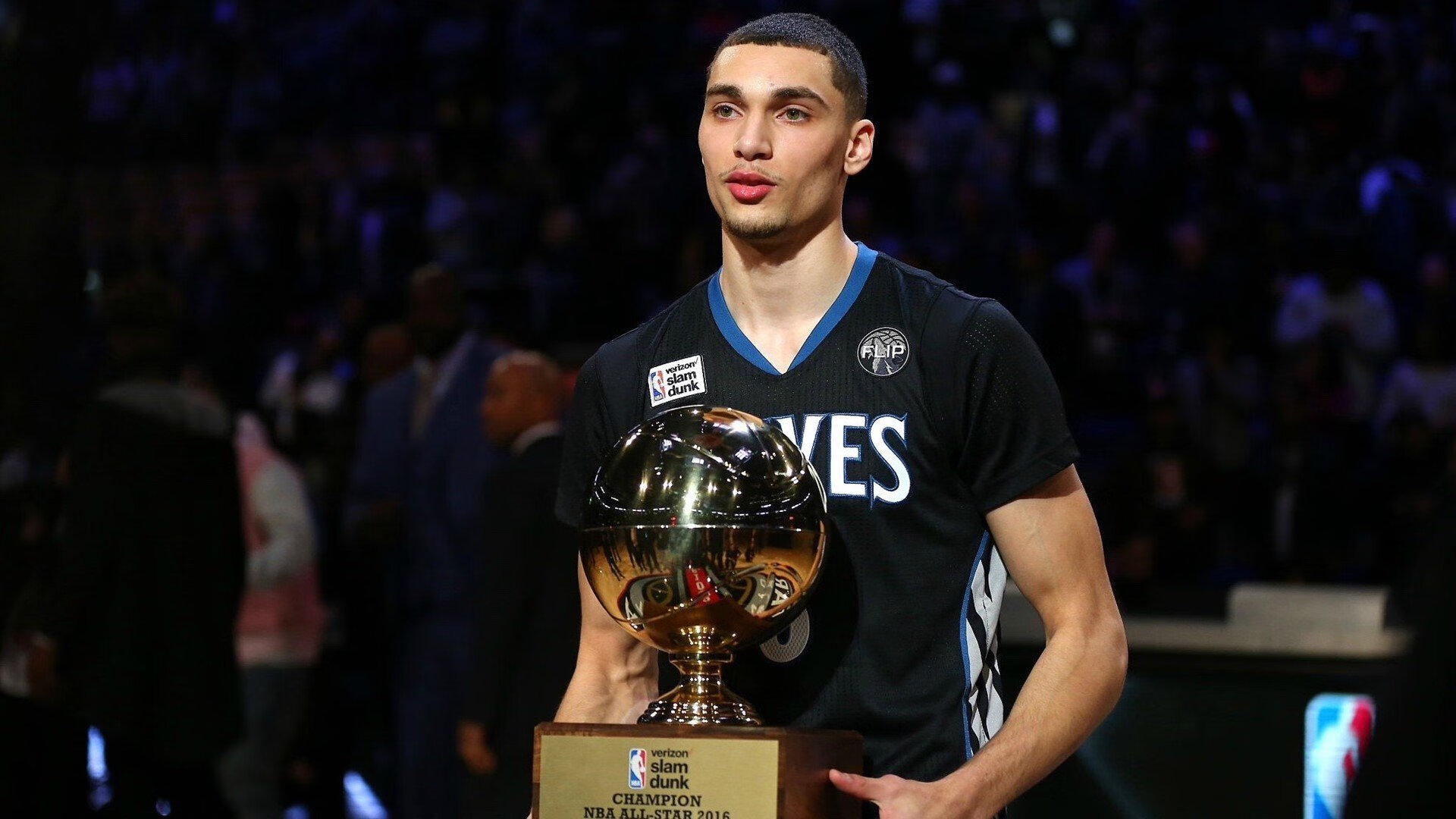 Clark 战术执行力强，表现抢眼，clark also